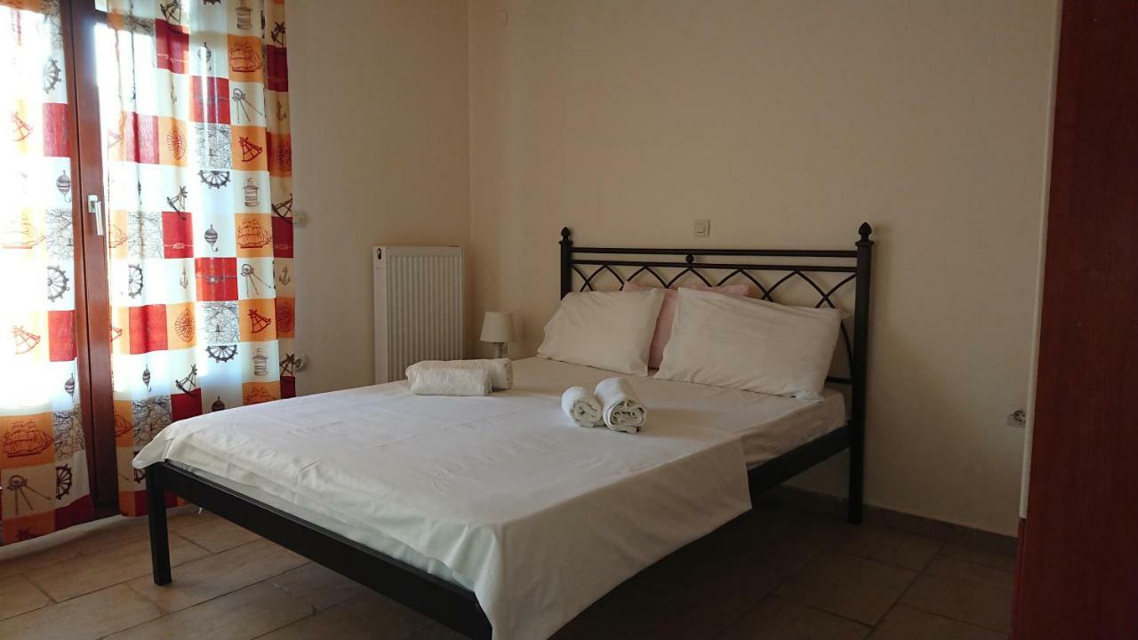 Vagionia Apartment *